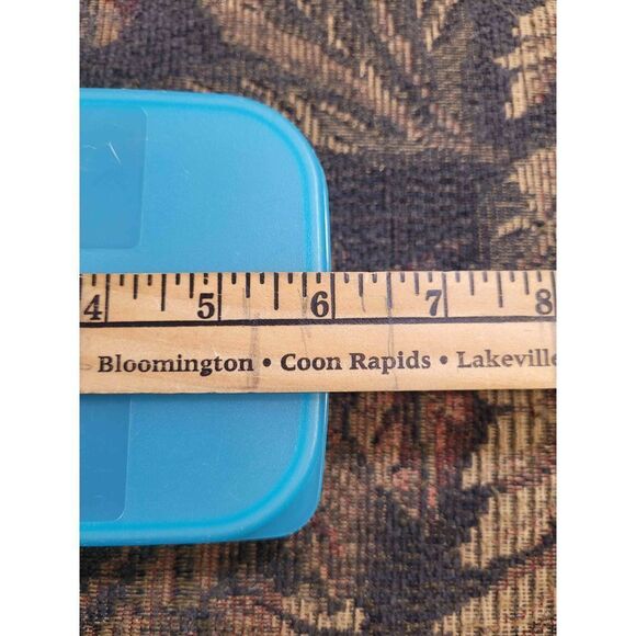 Tupperware Small (300 ml) Blue Container - Picture 6 of 6